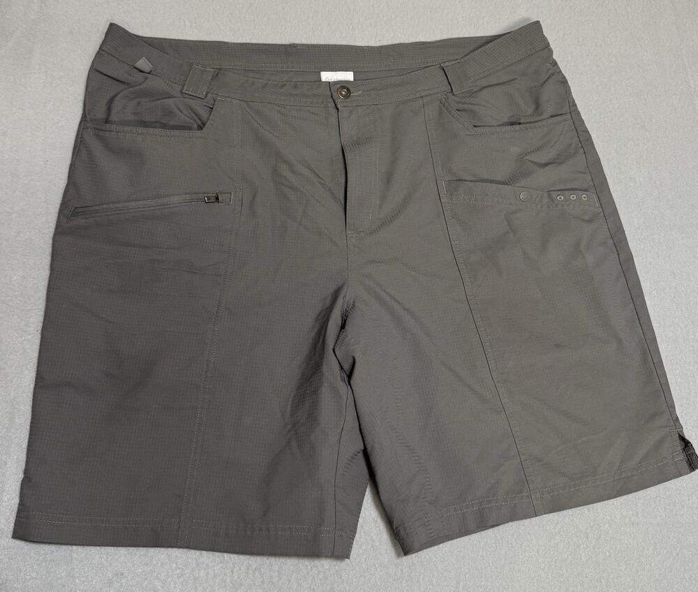 Men’s Columbia PFG Grey Shorts Hiking Athletic Golf Size 42 10 Inch Inseam